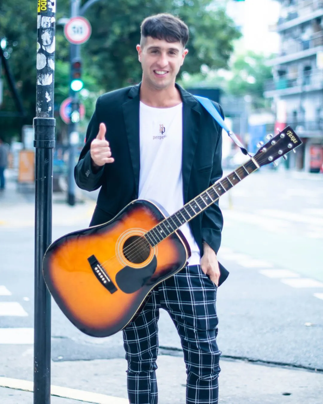 SaveClip.App_457691420_819804840135618_6197948348504159222_n (1)